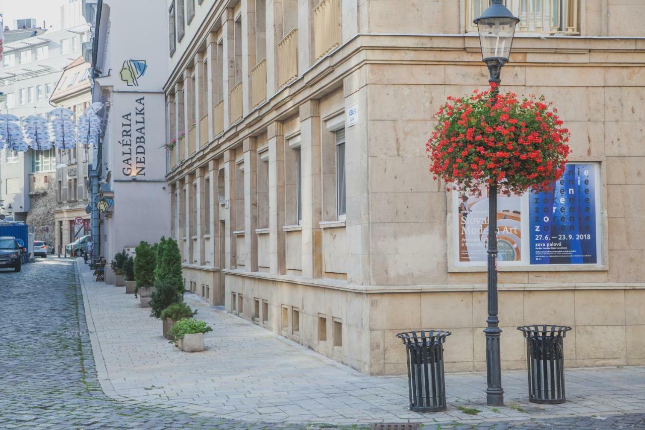 Downtown Pedestrian Zone Apartment Братислава Экстерьер фото